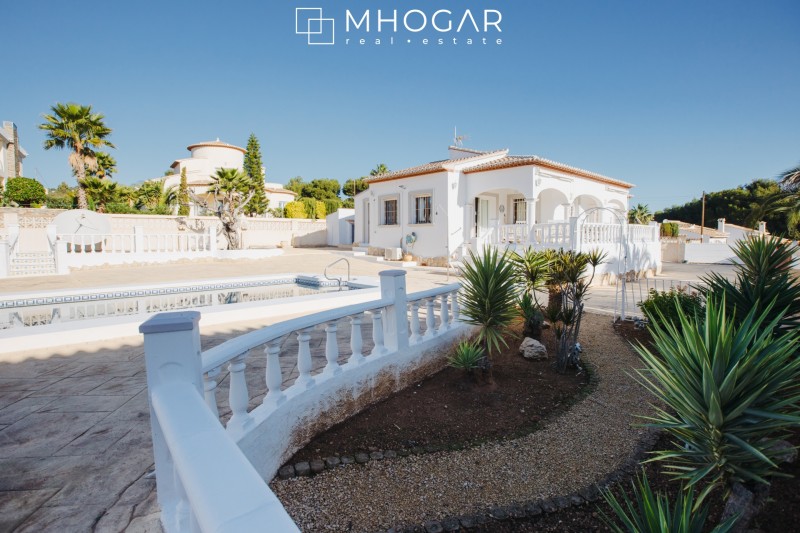Calpe-Villa bonita en venta